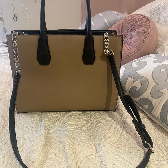 Handbag - Picture 4 of 4